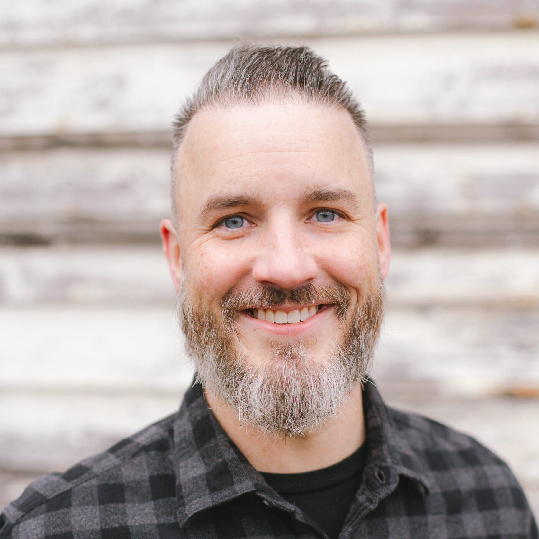 Zach Wallace Headshot